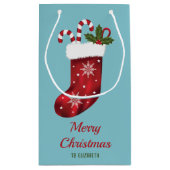 レッドクリスマスストッキングオンブルーウィズカスタム文字 スモールペーパーバッグ (裏面)