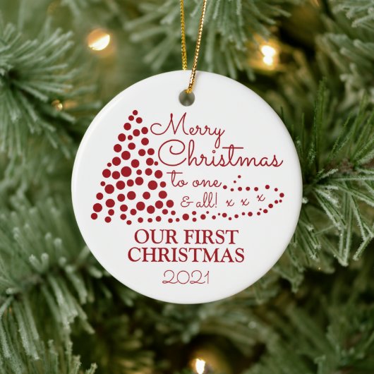 レッドクリスマスツリー、私たちの初めてのクリスマスクリスマス セラミックオーナメント (ツリー)