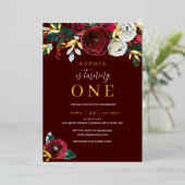 レッドクリスマスフローラガール1st誕生日金ゴールド 箔招待状 (立ち正面)