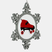 レッドクワッドローラーダービースケート スノーフレークピューターオーナメント (左)