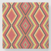 レッドグリーンオレンジ黄色の黒の部族アートパターン ストーンコースター (正面)