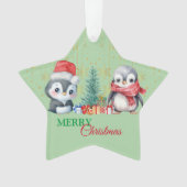 レッドグリーンペンギンサンタメリークリスマスパーティー オーナメント (正面)