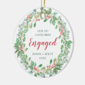 レッドグリーンリース私たちの初めてのクリスマス 婚約した セラミックオーナメント (左)