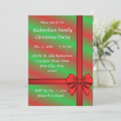 レッドグリーン包まれたギフトホリデーパーティー招待状 シーズンカード (スタンド正面)