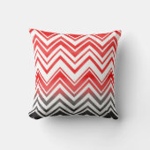 レッドグレー白黒シェブロン クッション (正面)
