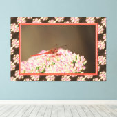 レッドコーラルドラゴンフライアートデコール キャンバスプリント (インサイチュ (ウッドフロア))