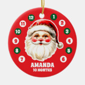 レッドサンタクロースベビーマイルストーンクリスマスフォト セラミックオーナメント (正面)