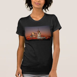 レッドスカイ宇宙シャトルアトランティス打ち上げ Tシャツ