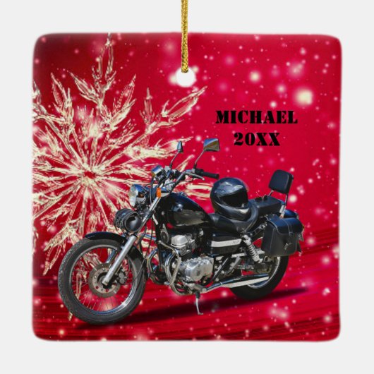 レッドスノーフレークバイクとヘルメットクリスマス セラミックオーナメント (裏面)