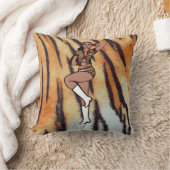 レッドタイガーダンサーA クッション (ブランケット)