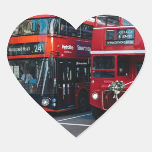 レッドダブルデッカーバス ハートシール (正面)
