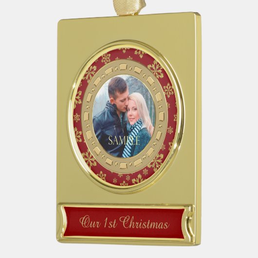 レッドダブルフレームスノーフレーク初めてのクリスマス ゴールドプレートバナーオーナメント (左)