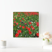 レッドチューリップフラワーフィールド自然撮影 スクエア壁時計 (ホーム)