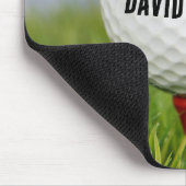 レッドティー上のゴルフボール マウスパッド (コーナー)