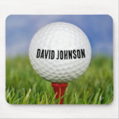 レッドティー上のゴルフボール マウスパッド (正面)