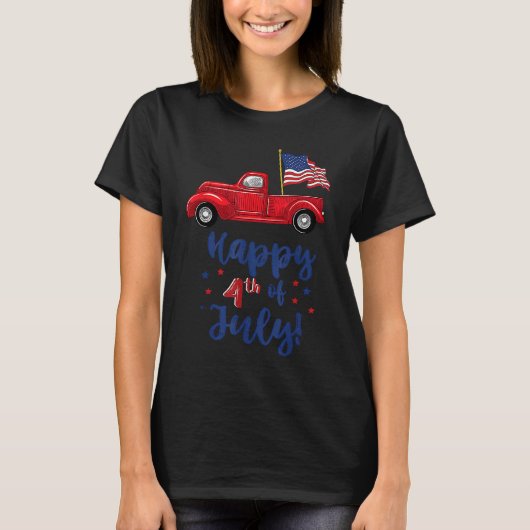 レッドトラックとアメリカ国旗Happy 4Th Of 7月 Tシャツ (正面)