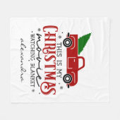 レッドトラックとツリーのクリスマスムービーウォッチング名 フリースブランケット (正面(横))