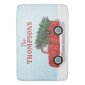 レッドトラッククリスマスツリーパーソナライズされたかわいい バスマット (正面縦)