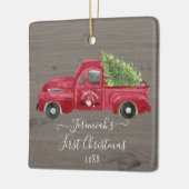 レッドトラックグレー木材ベビー1stクリスマスツリー写真 セラミックオーナメント (左)