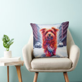 レッドドッグ歩くダウン雪の冬の通り クッション (椅子)