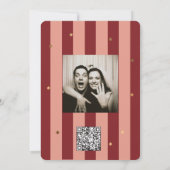 レッドピンクストライプの金ゴールドス結婚ター 招待状 (裏面)