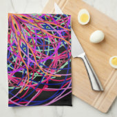 レッドピンクブラック万華鏡のように千変万化するパターンマンダラアート キッチンタオル (四つ折り)