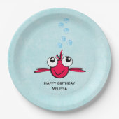 レッドフィッシュと大きな目の漫画イラストレーション紙 ペーパープレート (正面)