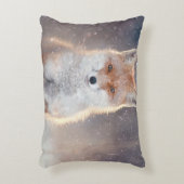レッドフォックス、冬の森、風光明媚なイラストレーション。 アクセントクッション (正面(垂直))