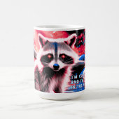 レッドフォレストストリーム15オズのかわいいアライグマ。 コーヒーマグカップ (中央)