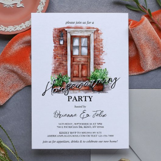 レッドフロントドアとレンガの家の温暖化パーティー 招待状