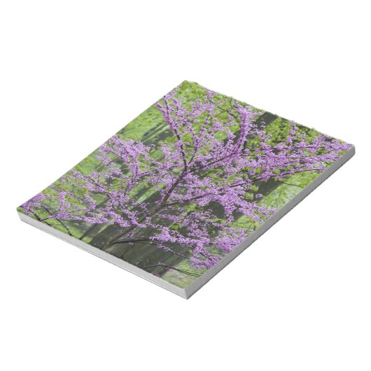 レッドブドの木をフル春開花近くディファイアンス ノートパッド (回転)