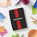 レッドブラックストライプレーシングスタイリッシュズ名モノグラムの iPad PROカバー<br><div class="desc">独自のを作カスタム成，パーソナライズされた, クール, インテリア, スタイリッシュ，赤と黒のレースデザイン，白タイポグラフィ/スクリプトモノグラム，トレンディー，磁気iPadカバーは複数のスタンド位置にカバーし、灰色のを備えた灰色のはスリープ状態とスリープ状態/機能をスリープ状態にする。単にカスタマイズ名前/モノグラム/イニシャルを入力する。デザインを追加すると、作成のプレビューを全体で表示できる。誕生日、卒業カスタム、新学期、父親の日、クリスマス、休日、オフィス、学校、大学、大学、ビジネスなど素晴らし、あなたの愛する人のための贈り物を作るタブレットのカバー，男の子，子供，パパ，夫，ボーイフレンド，祖父母，祖父，新郎，学生，社員，スタッフ，家族や友人。</div>