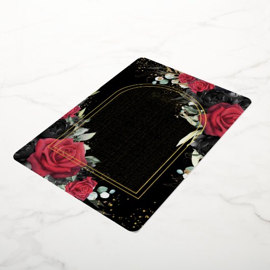 レッドブラックバラフローラキンセアニラスウィート16アーチ 箔招待状 (回転した状態)