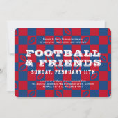 レッドブルーチェッカーボードサッカーゲームの腕時計パーティー 招待状 (正面)