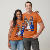 レッドブルーホワイトキャットアメリカ国旗の愛国的なプラス Tシャツ (ユニセックス)