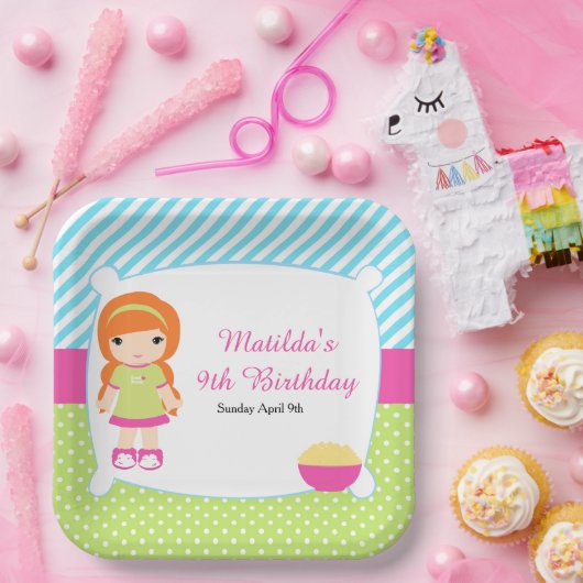 レッドヘアガールスリープバースランバーパーティー ペーパープレート (パーティー)