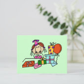 レッドヘアガール誕生日ギフトTシャツ ポストカード (スタンド正面)