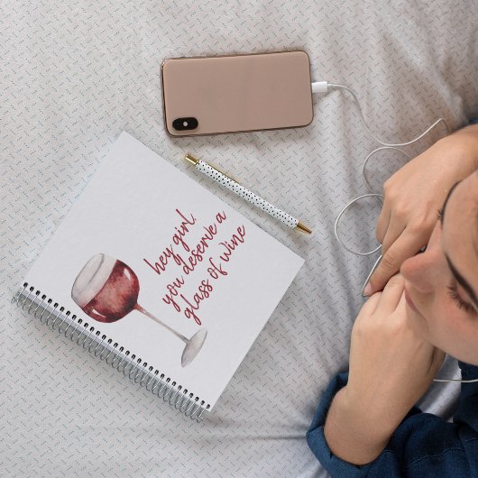 レッドヘイ女の子あなたがワインのグラスに値する引用文 ノートブック