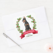 レッドベリーホリーバナー（犬）ドーベルマン・ピンシェルクリスマス スクエアシール (封筒)