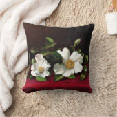 レッドベルベットの上にチェロキーバラが二人 クッション (ブランケット)