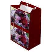 レッドベルベットバラ抱き枕 ミディアムペーパーバッグ (正面アングル)