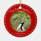 レッドホワイトグリーン我々の初めてのクリスマスオーナメント セラミックオーナメント (正面)