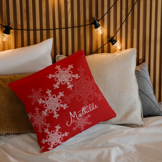 レッドホワイトスノーフレークのミニマリストのクリスマスの名前 クッション