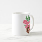 レッドボウの田舎風マツカサクリスマスマグ コーヒーマグカップ (正面右)