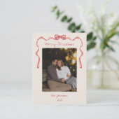 レッドボウニュートラルミニマリストクリスマスポストカード シーズンポストカード (スタンド正面)