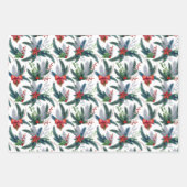 レッドポインセティアス・スプルースの枝とホリー・クリスマス ラッピングペーパーシート (正面)