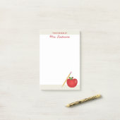 レッドマンガアップルとイエローペンシル&名前をカスタムする ポストイット (デスク上)