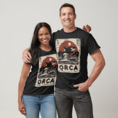 レッドムーン、ブラックフィン Tシャツ (ユニセックス)