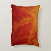 レッドメープルリーフ抽象芸術秋自然撮影 アクセントクッション (裏面(縦))