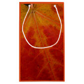 レッドメープルリーフ抽象芸術秋自然撮影 スモールペーパーバッグ (裏面)
